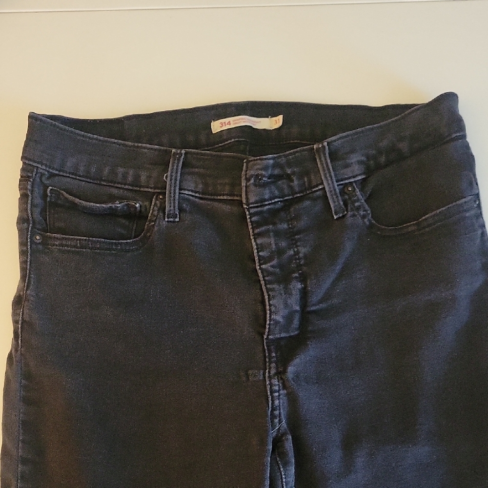 Women's Black Levi's Jeans